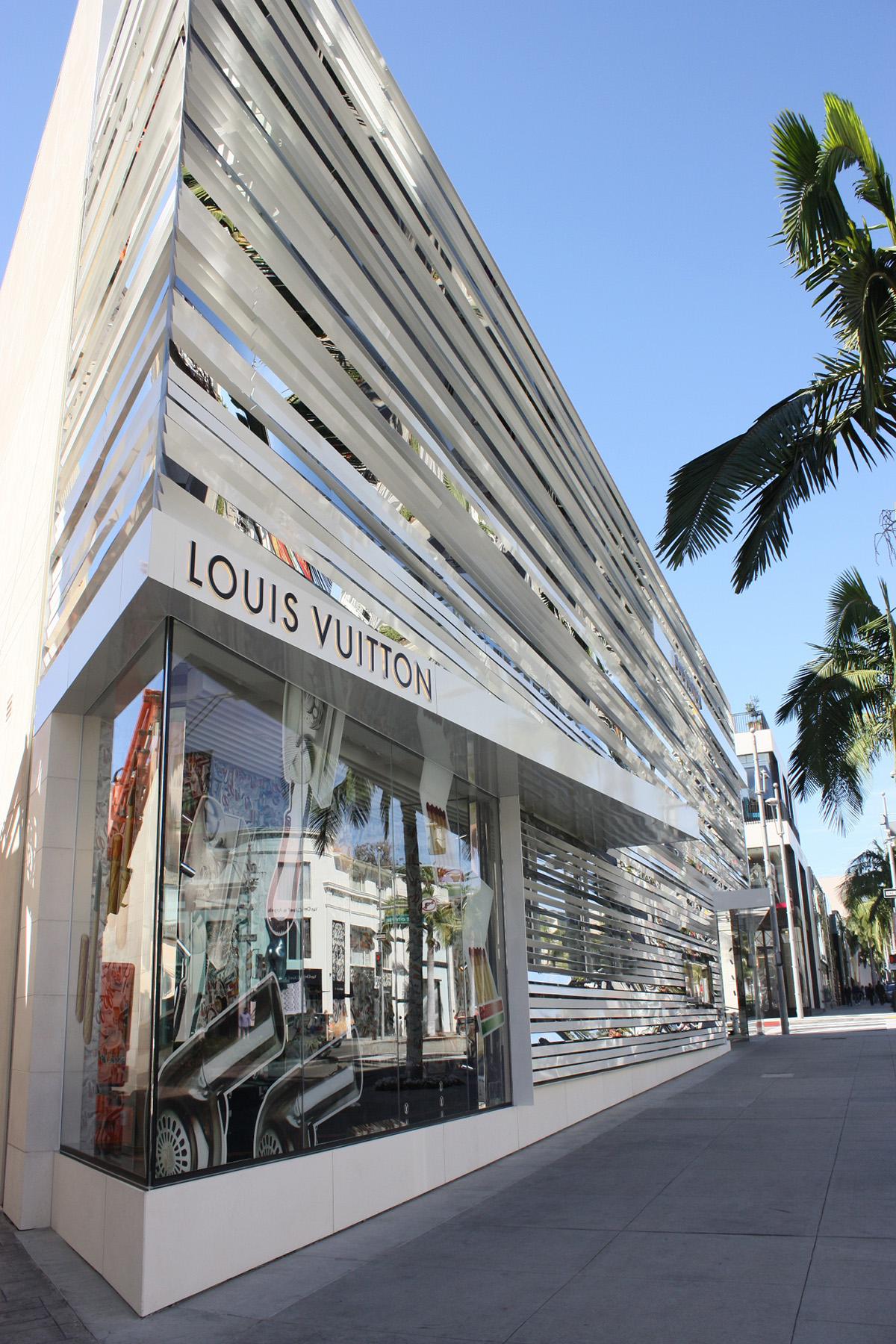 Louis Vuitton's Flagship Store At The Corner Of Rodeo Drive And Dayton Way  In Beverly Hills Designed By Peter Marino. Stock Photo, Picture and Royalty  Free Image. Image 111373449.